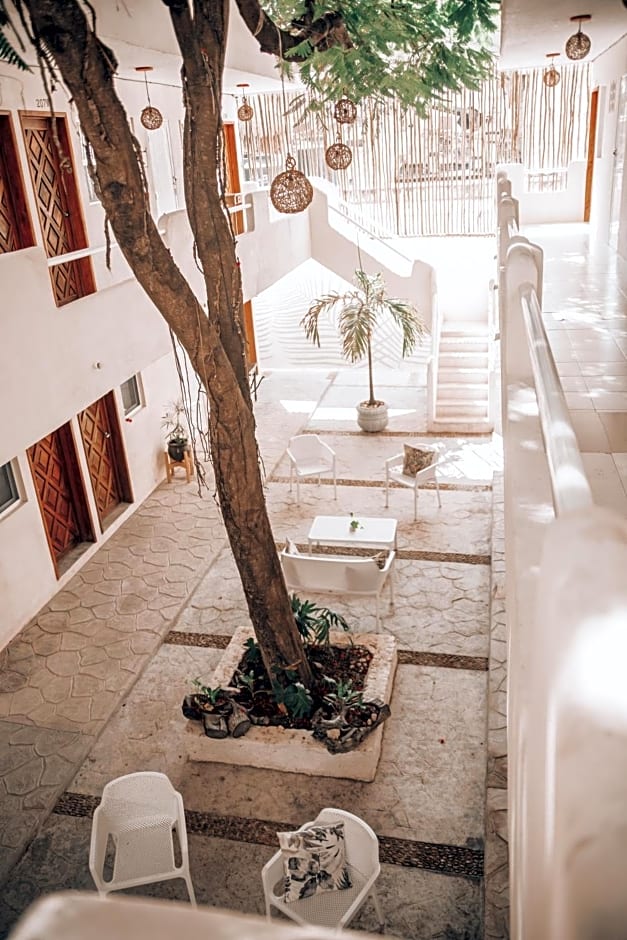 Ahava Hotel