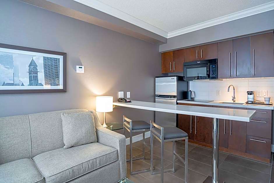 Sandman Signature Mississauga Hotel