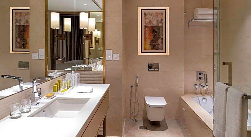 DoubleTree By Hilton Riyadh Financial District Hotel&Suites