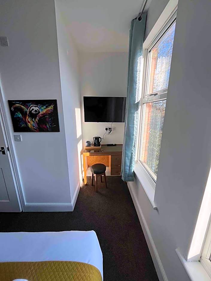 The Linden Leaf Rooms