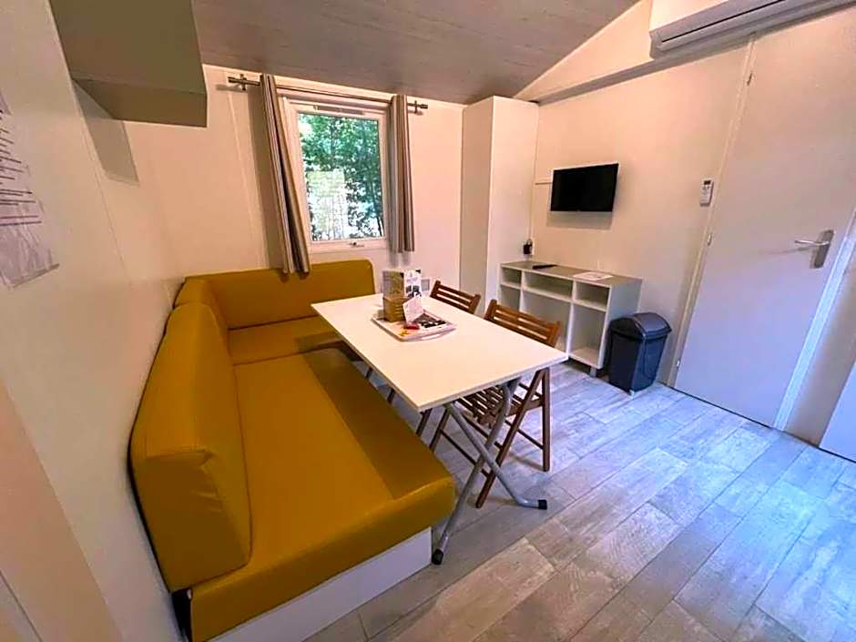 Camping 4 étoiles - Piscine - ef00ai