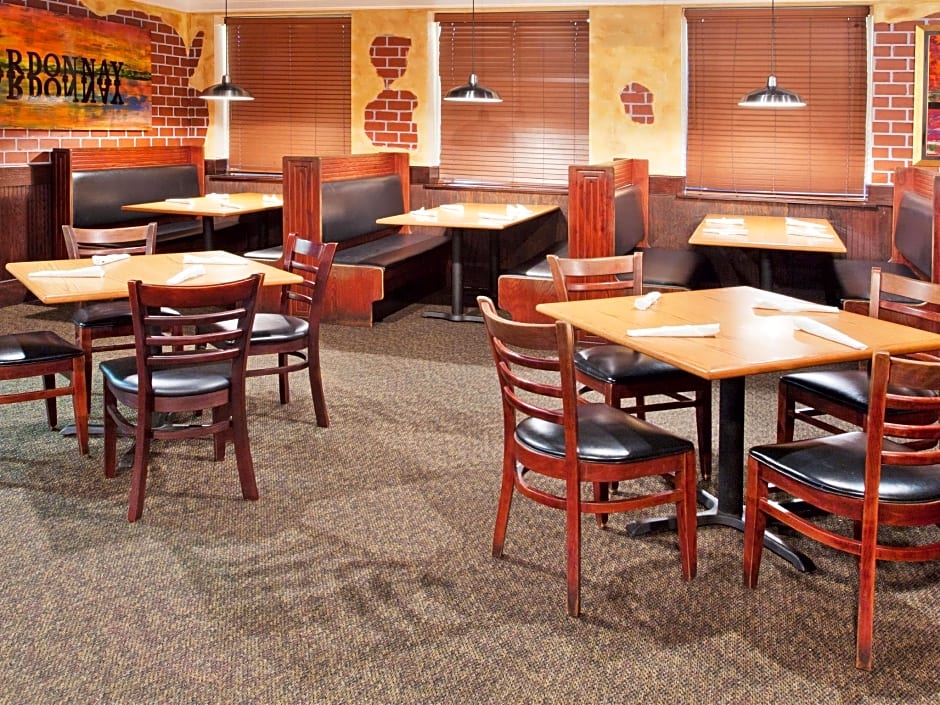 Holiday Inn Brunswick-I-95 (Exit 38)