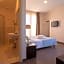 Gimmi Hotel
