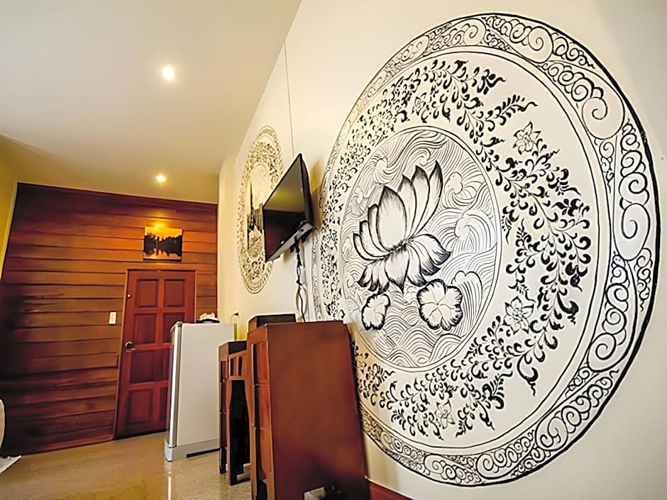 Wake Up at Muang Kao Boutique Hotel