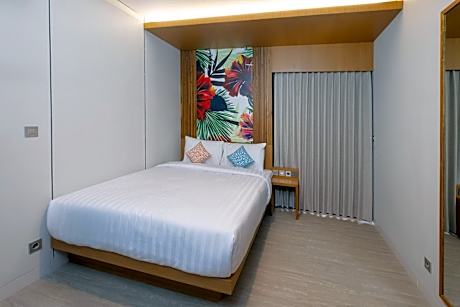 Superior Double Room with Balcony