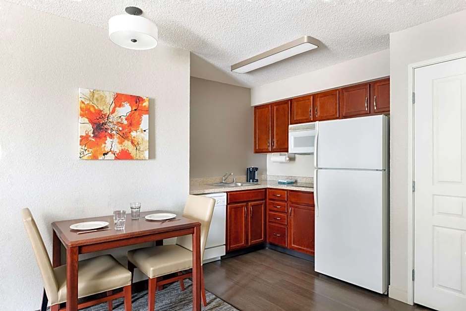 Homewood Suites By Hilton Dallas-Grapevine, Tx