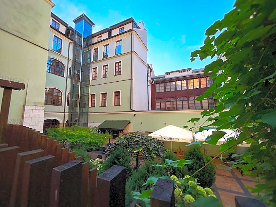 Residence 9