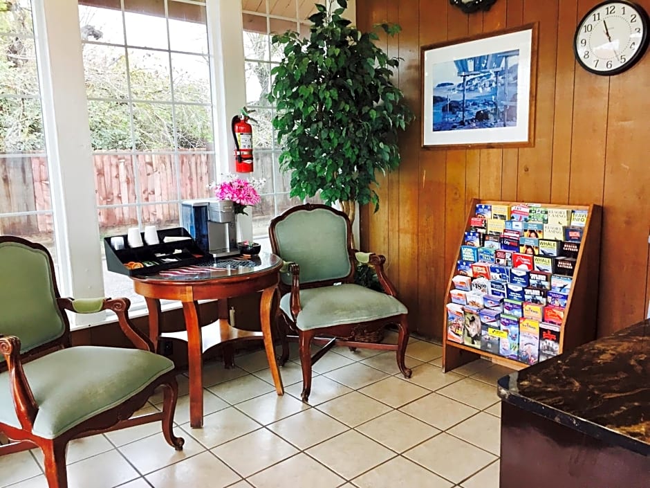 Maple Inn and Suites Los Banos