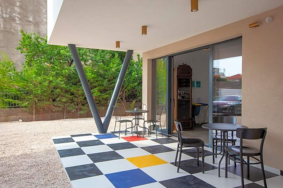 SUBTUB Hostel Makarska