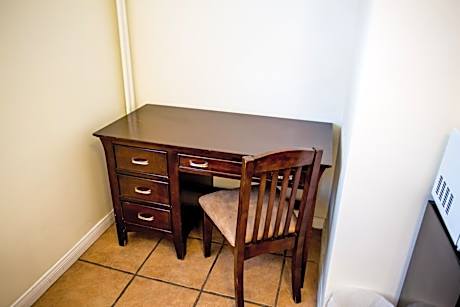 Twin Room with Shared Bathroom