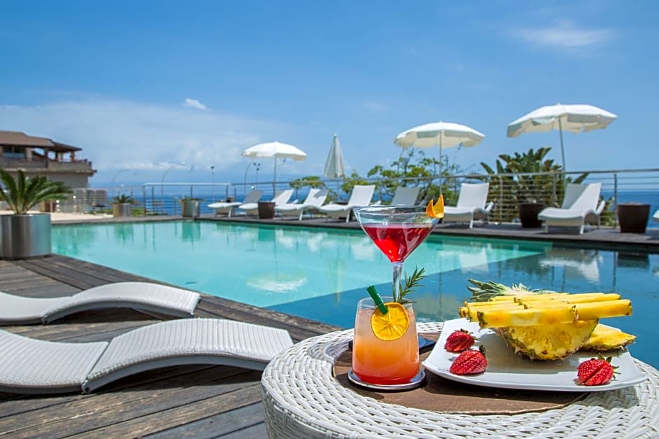 Main Palace Hotel