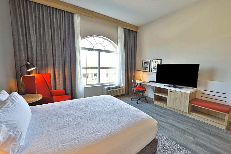 Photo 1 of 5 of 2 Queen Beds, Hearing/Mobility Accessible, Roll in Shower
