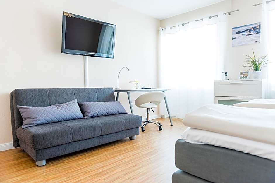 Schäfers Hotel, Self-Check-in, Cafe und Bäcker am Hotel