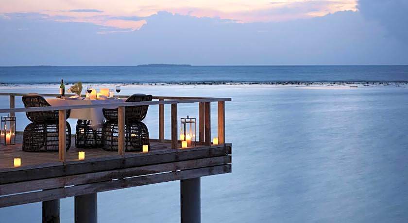 Dusit Thani Maldives