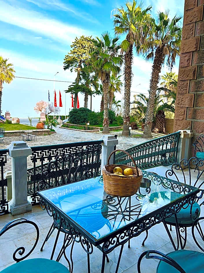Loriet Hotel