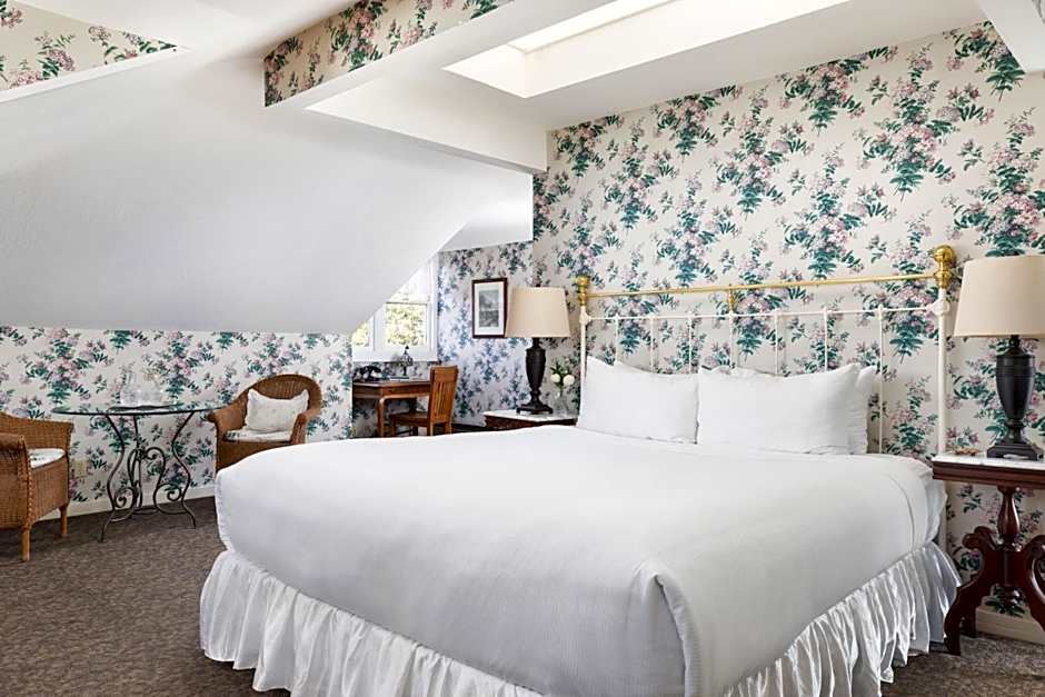 Centrella Hotel, a Kirkwood Collection Hotel