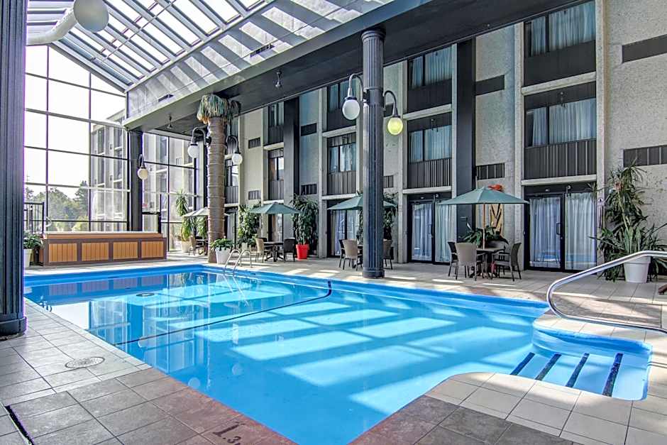 La Saguenéenne - Hôtel et Centre de Congrès