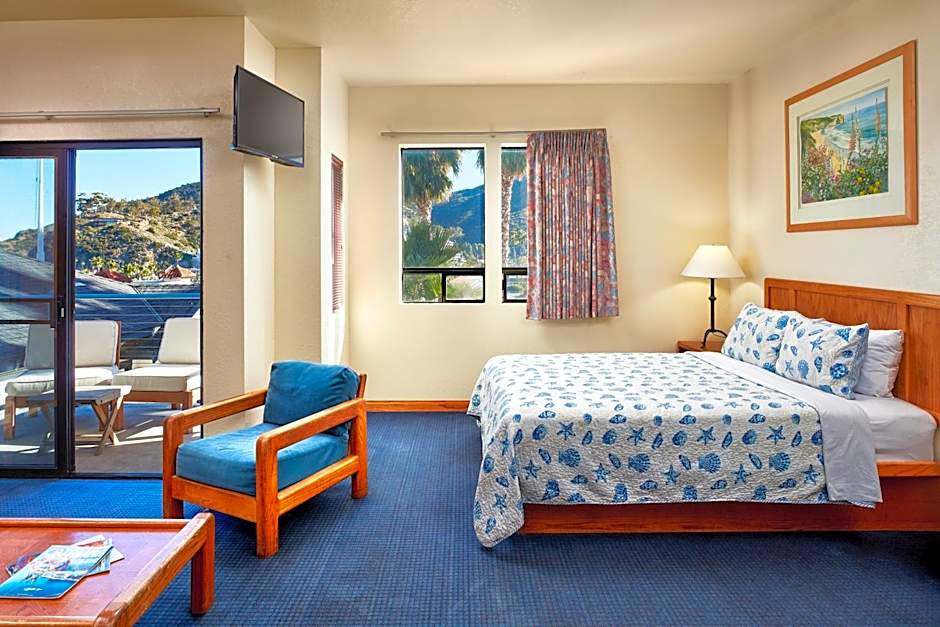 Seaport Village Inn, Avalon