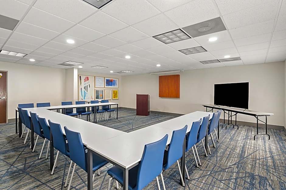 Holiday Inn Express Princeton/I-77 by IHG
