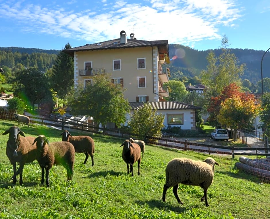 Albergo GARNI' AURORA