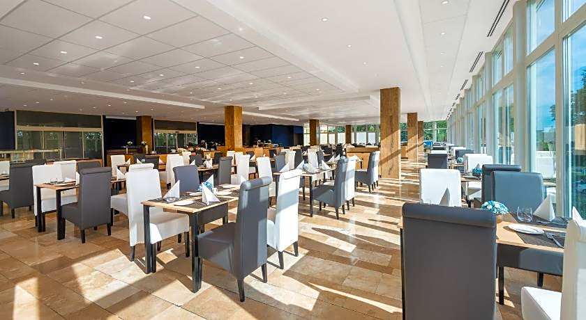 Hunguest Hotel Helios