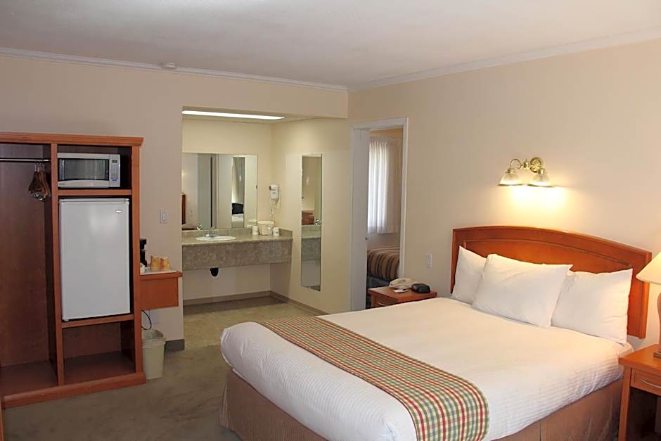 Travelodge by Wyndham Kamloops