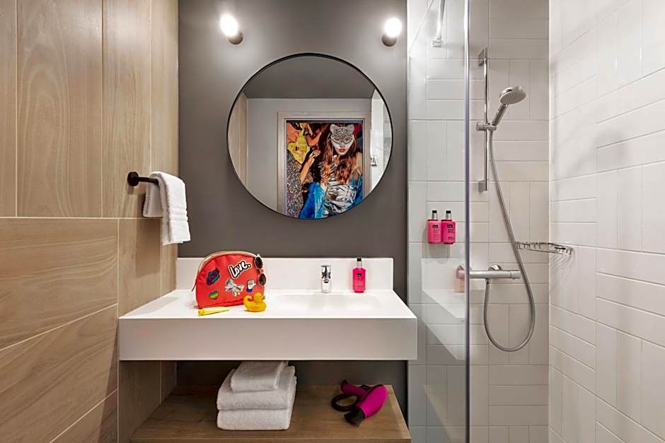 Moxy Bucharest Old Town