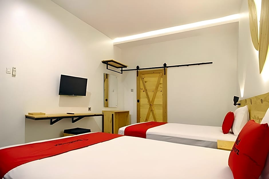 RedDoorz near Pojok Beteng Prawirotaman