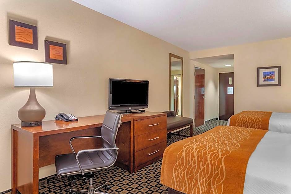 Comfort Inn & Suites Athens North