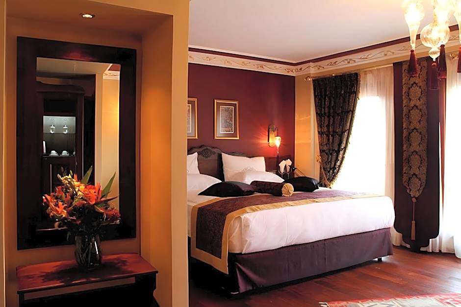 Photo 1 of 4 of Executive Suite, Jacuzzi®