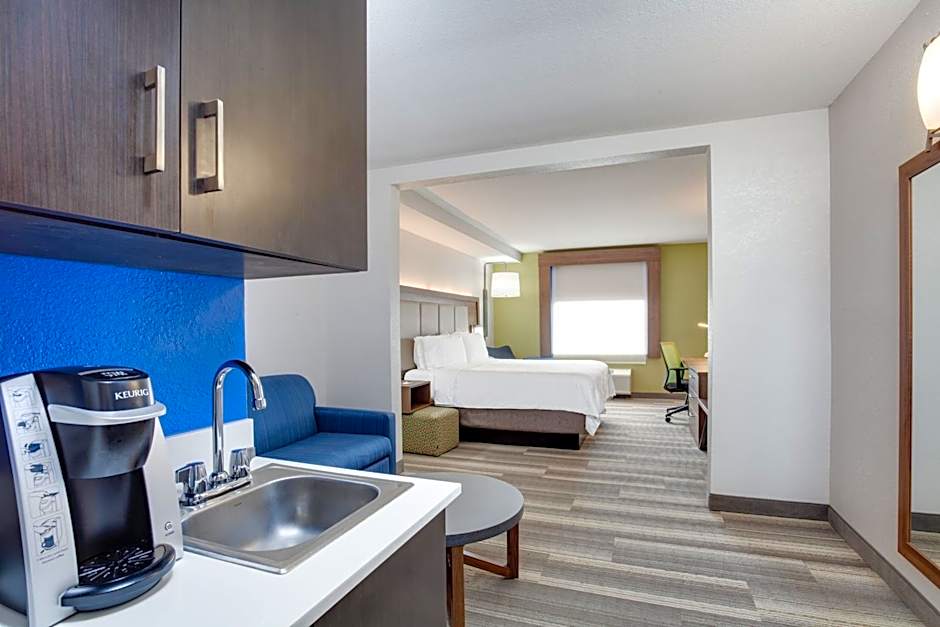 Holiday Inn Express Hotel & Suites Clewiston By IHG