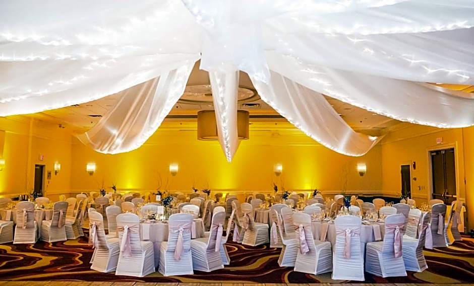 Embassy Suites By Hilton Hotel Cleveland-Beachwood