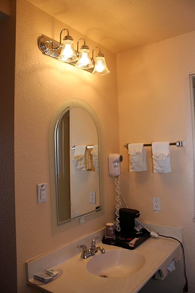 Budget Inn