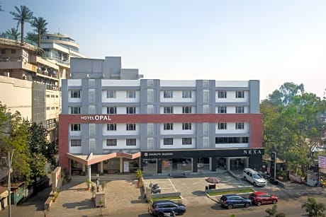 Hotel Opal