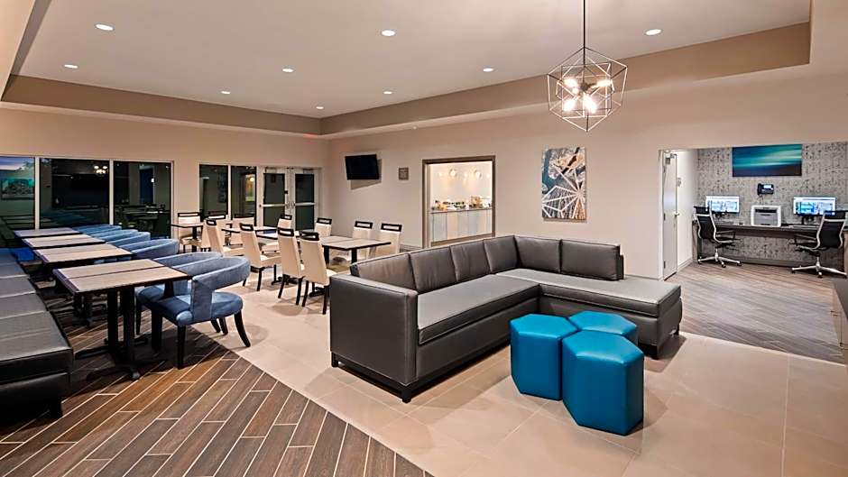 Best Western Plus Parkside Inn & Suites