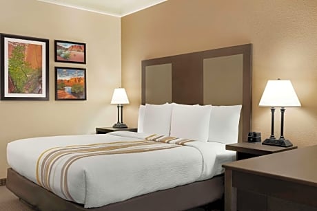 2 Queen Beds Non-Smoking