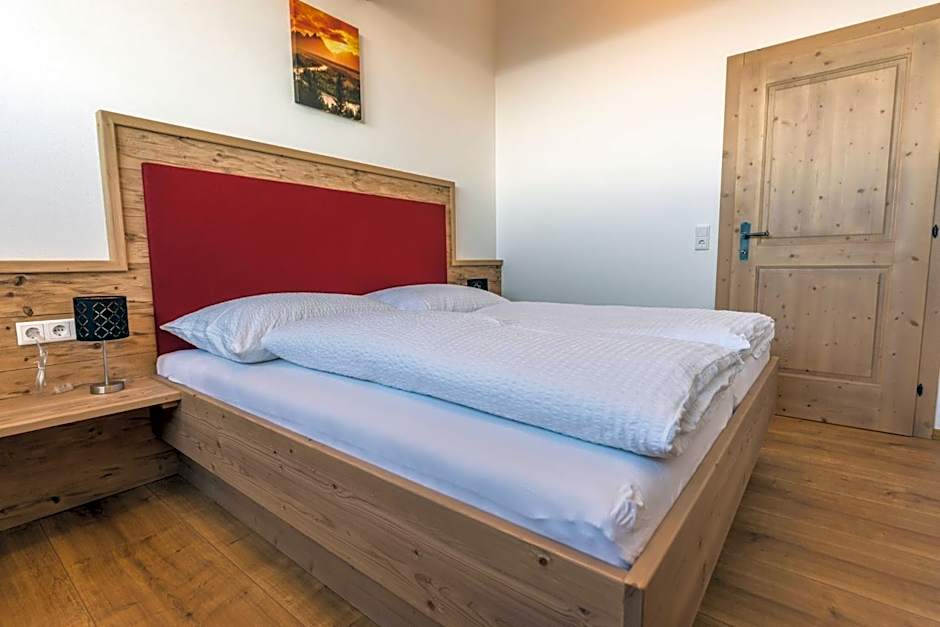 d'Genussalm by Alpine Genusswelten