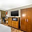 Best Western Plus Northwoods Inn