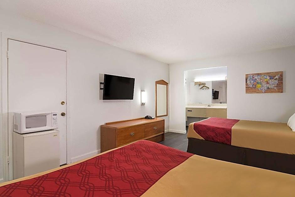 Econo Lodge Calhoun North Damascus