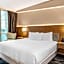 Clarion Lakeside Inn & Conference Centre