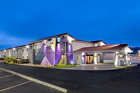 Spark by Hilton Rock Springs