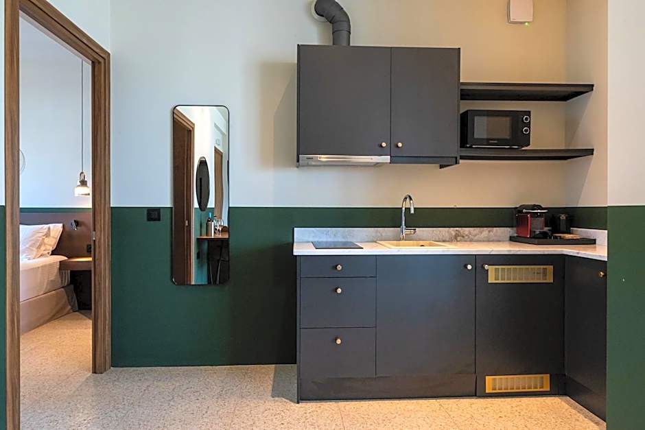 Evripidou 7 - Kalamata Mediterranean Suites