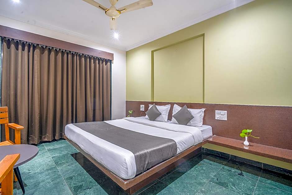 Hotel KBS Grand