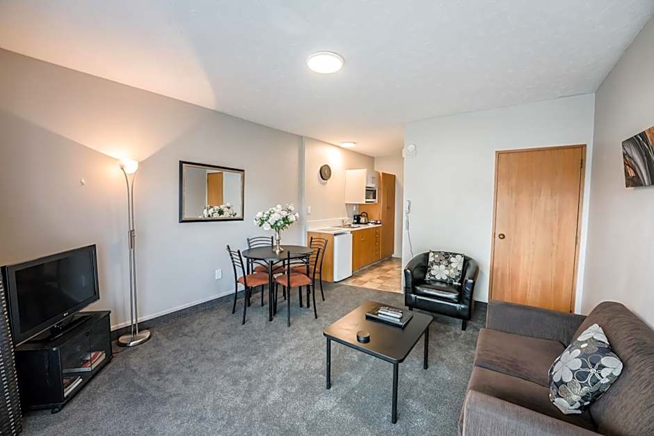 Strathern Motor Lodge