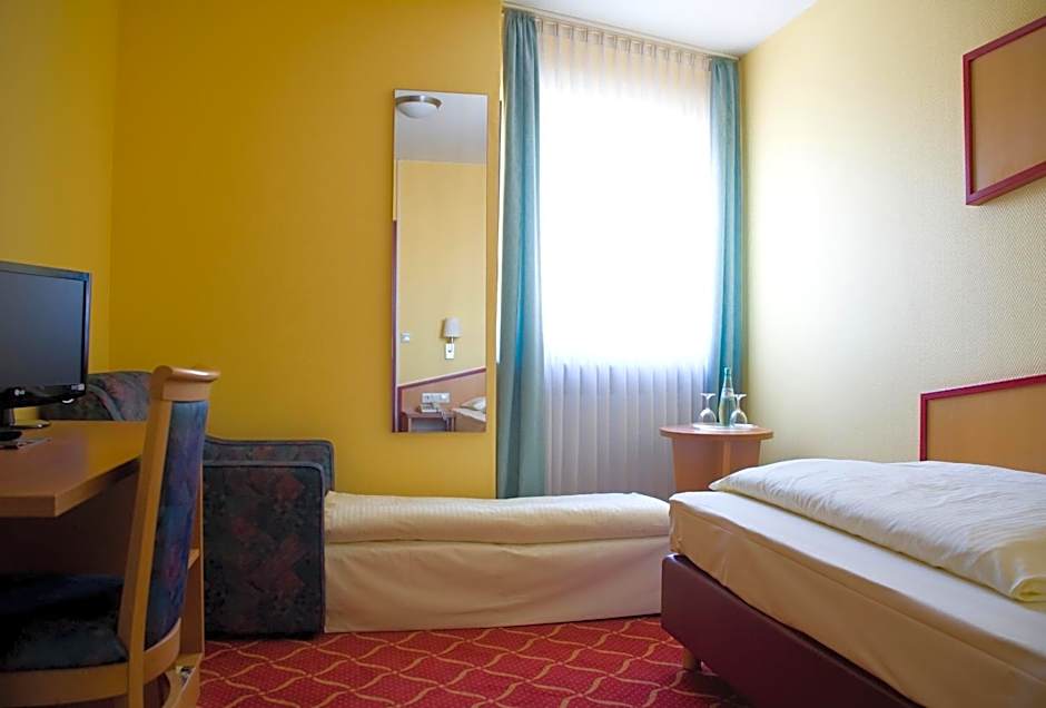 Montana Hotel