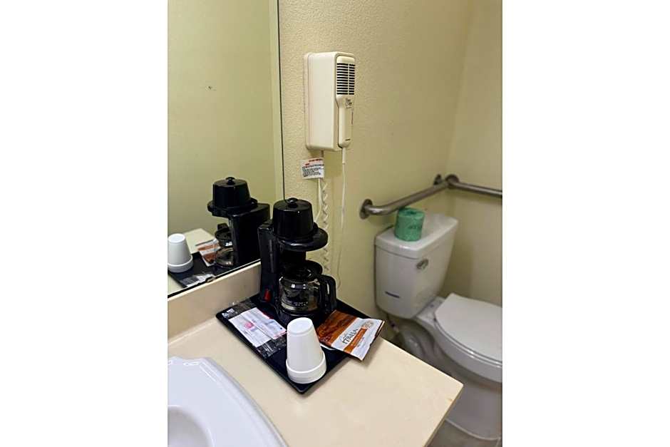 Budget Inn By Belvilla St George I-95