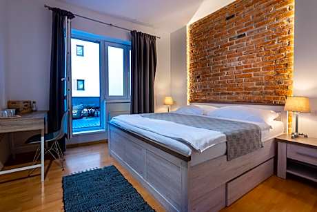 Double Room with Shared Bathroom