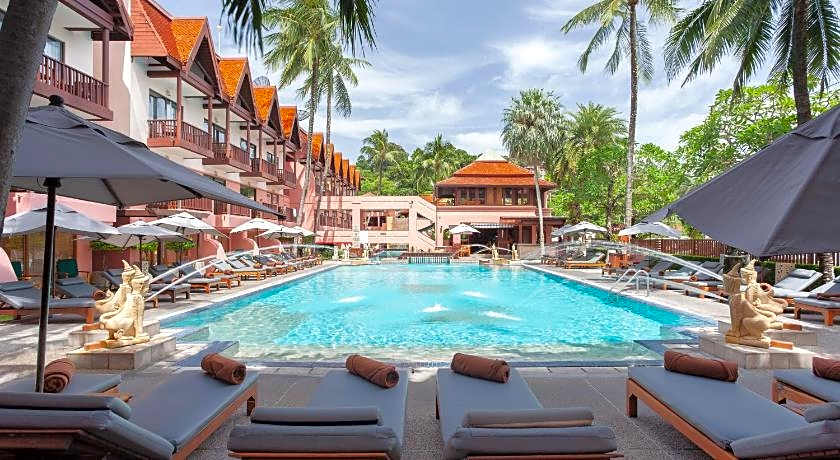 Seaview Patong Hotel