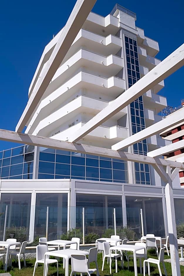 Sea Lion Hotel