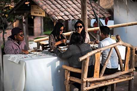 PONDOWASI LODGE
